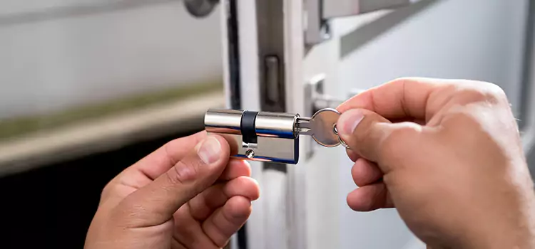 Emergency Locksmith for House Englewood